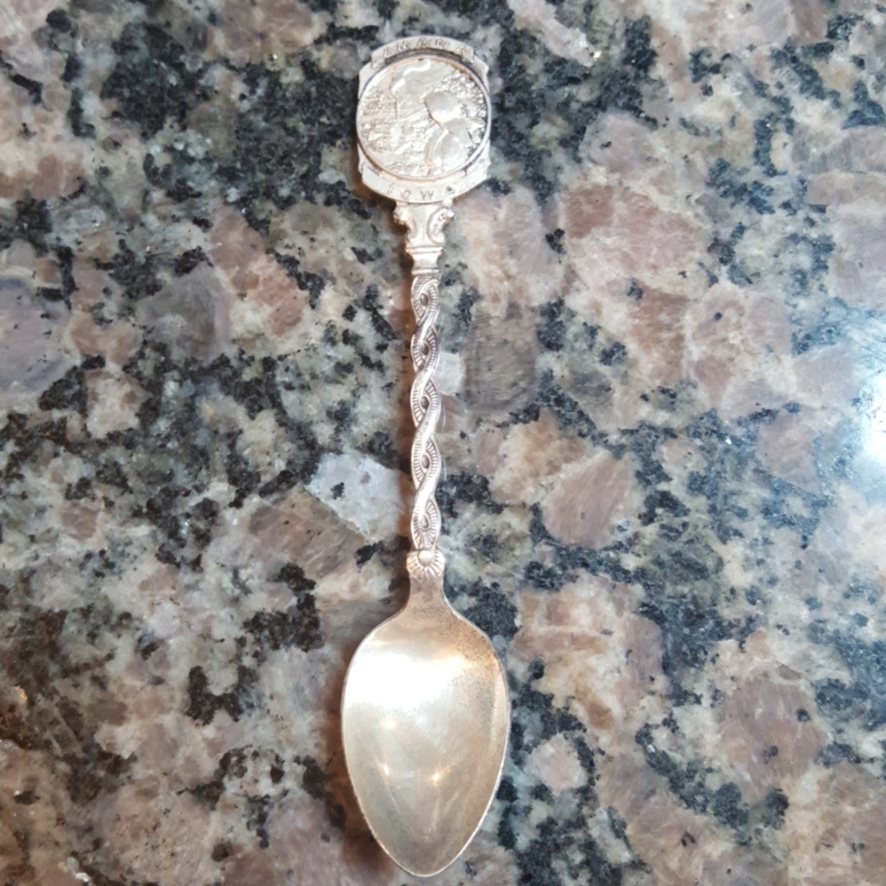 Vintage iowa amana silverplated baby spoon
